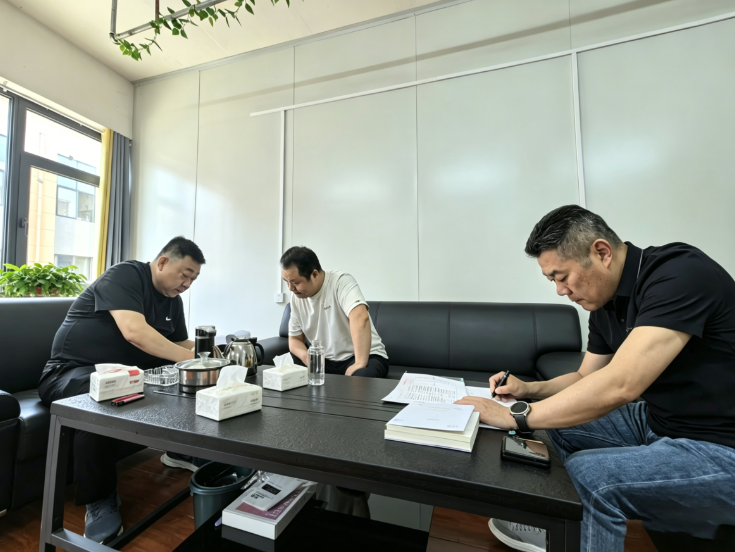 寿县蜀山现代产业园区规划局局长江涛一行莅临谈球吧体育官网·空港企业园调研